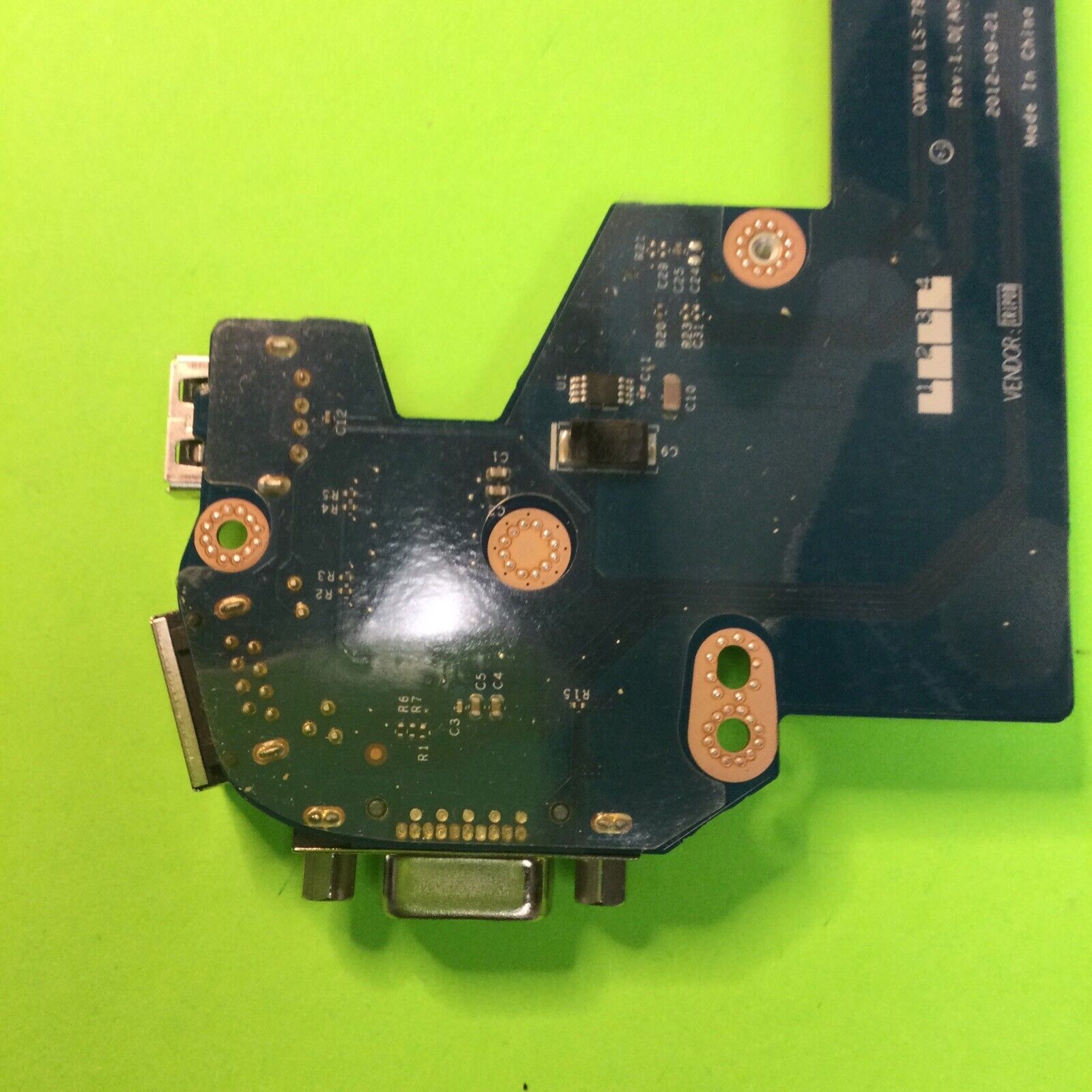 Dell Latitude E5530 Laptop Ethernet USB VGA Port Board 0826R6 LS-7908P