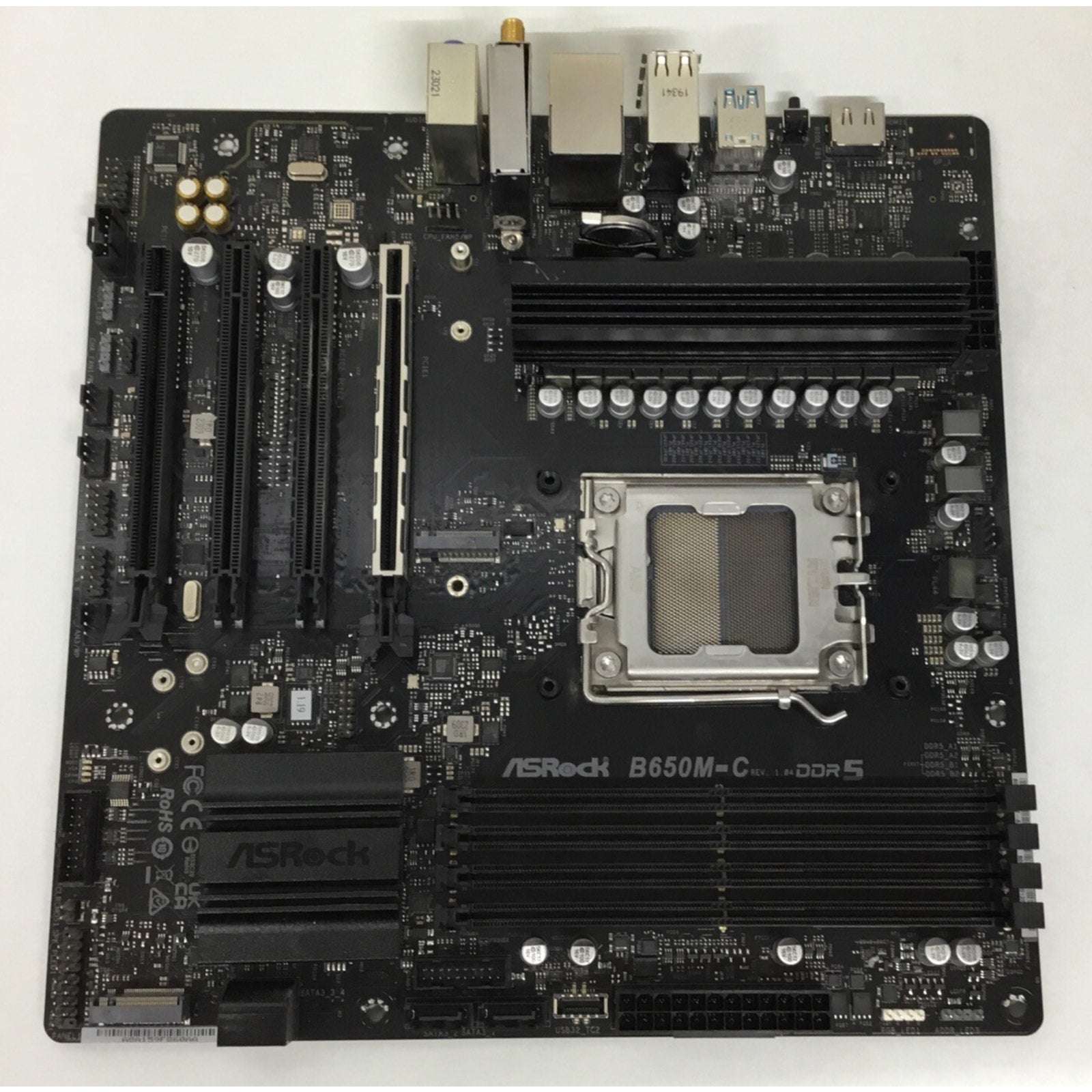 For Parts GIGABYTE B650M C AM5/ LGA 1718/ AMD/ B650/ Micro-ATX/ DDR5
