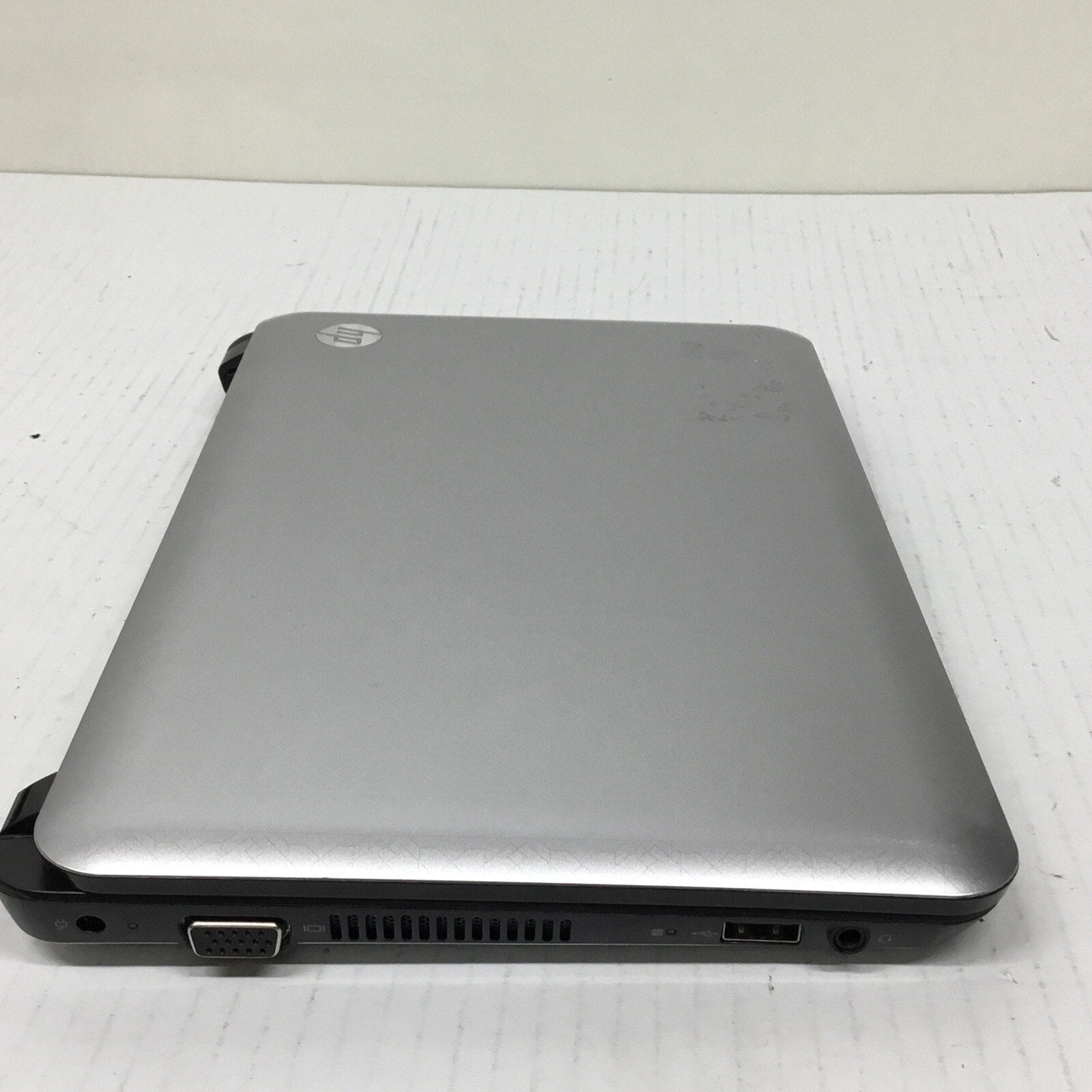 For Parts Hewlett-Packard HP Mini 210-1150NR Untested / No Adapter / No Battery