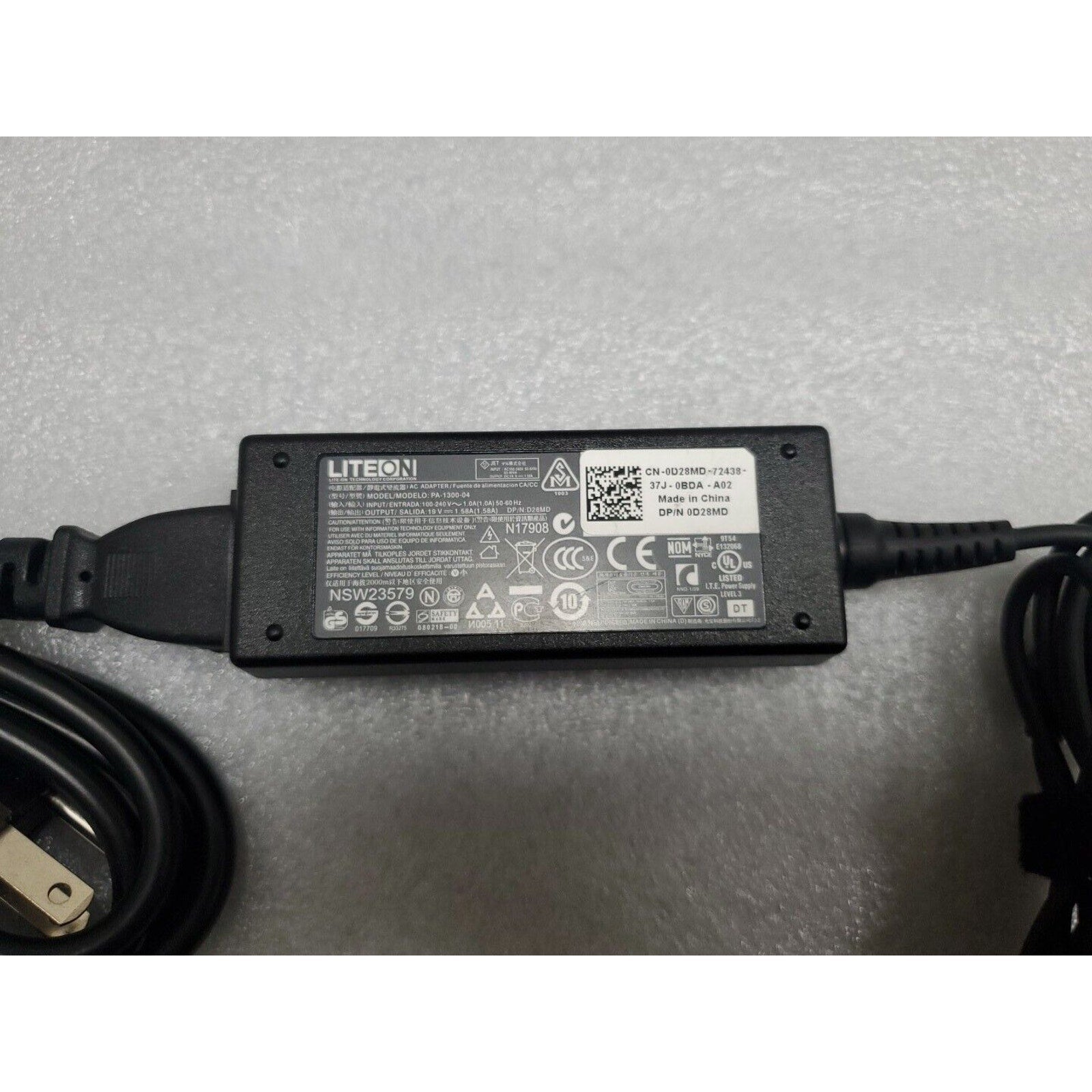 Genuine DELL Tablet 30W 19V 1.58A AC Power Adapter Charger + Cable D28MD 0D28MD