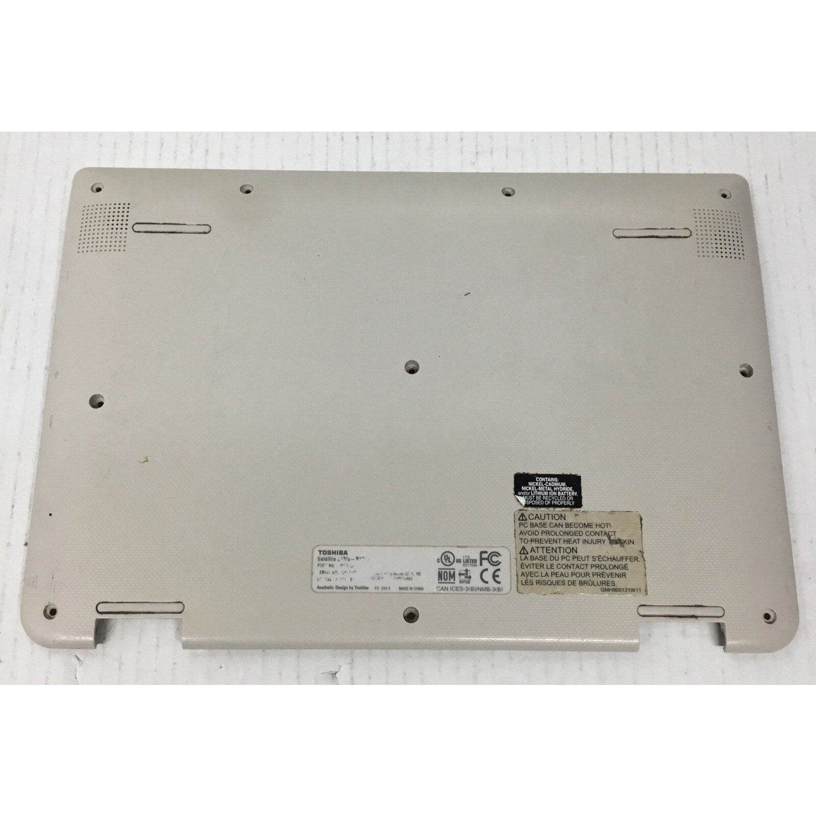13N0-1KA0F01 H000073350 GENUINE TOSHIBA BASE COVER L15W-B1208X