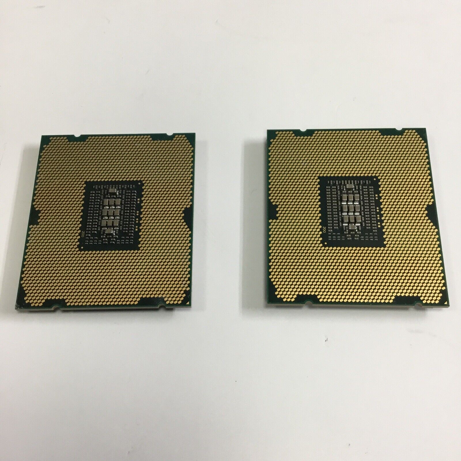 2x Intel Xeon E5-2660 2.20GHz 20MB Cache 8 GT/s 8-Core SR0KK - TESTED