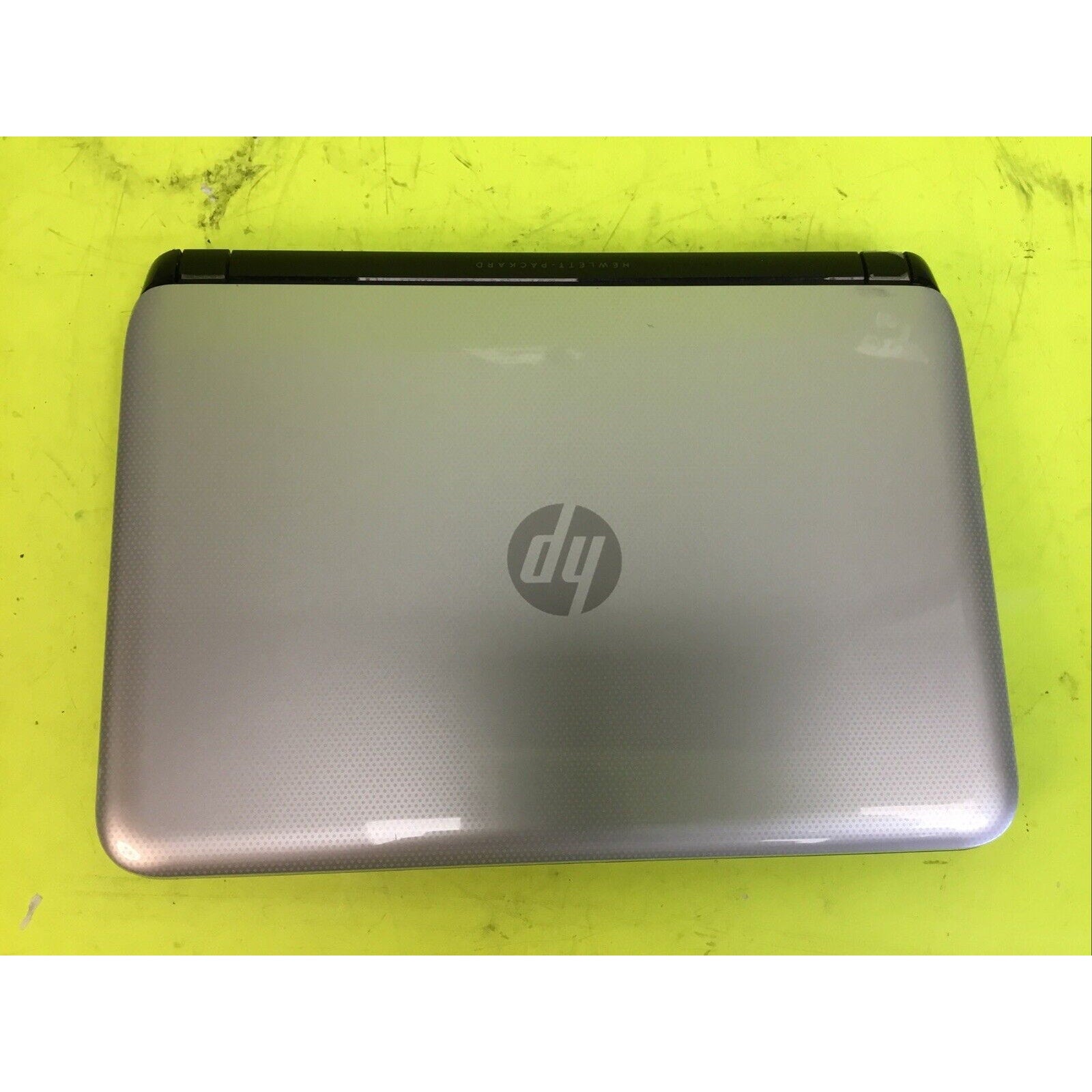HP Pavilion 10-e010nr AMD FOR PARTS or REPAIR