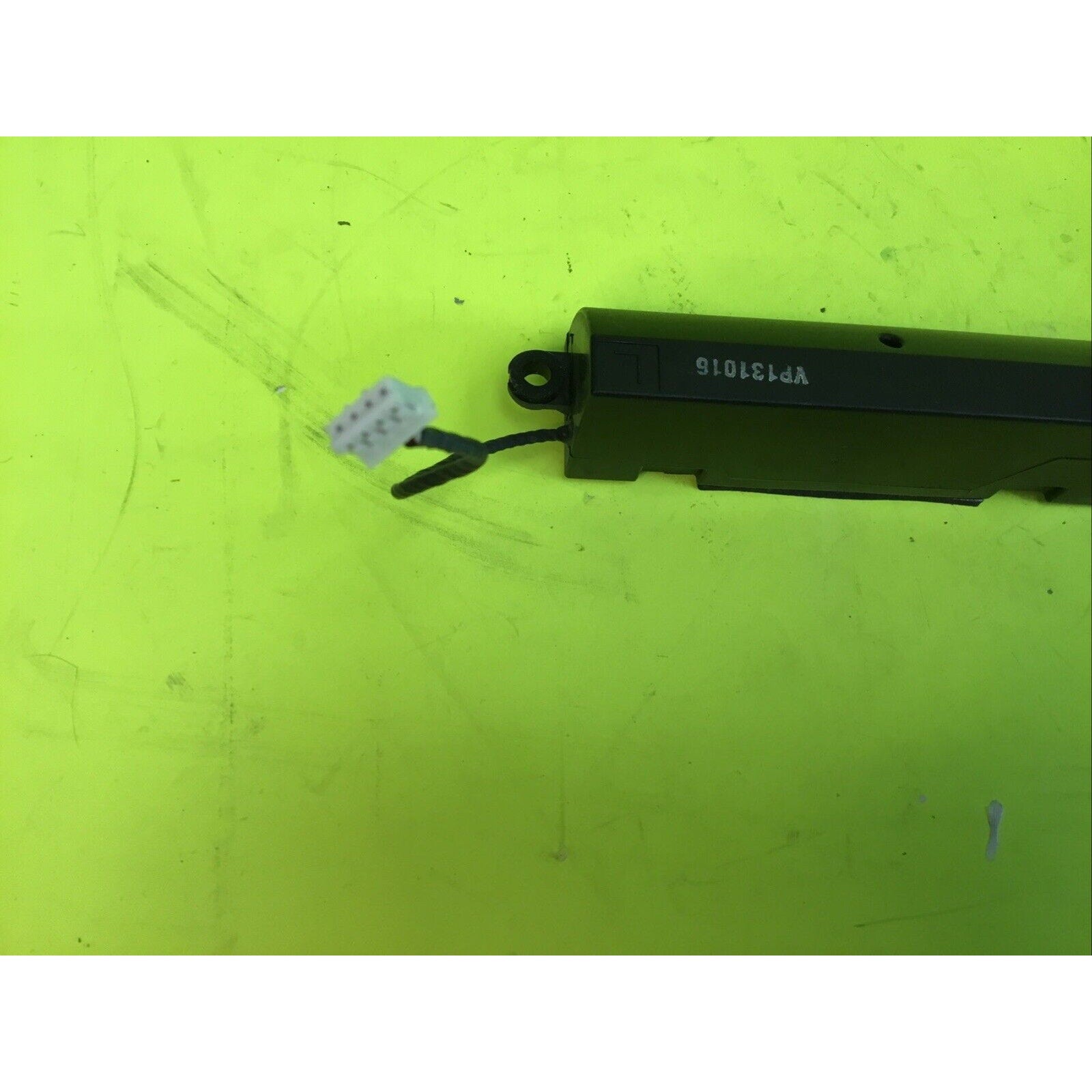 HP Pavilion 20-b013w 20-014 All-in-one Desktop Right & Left Speakers 135