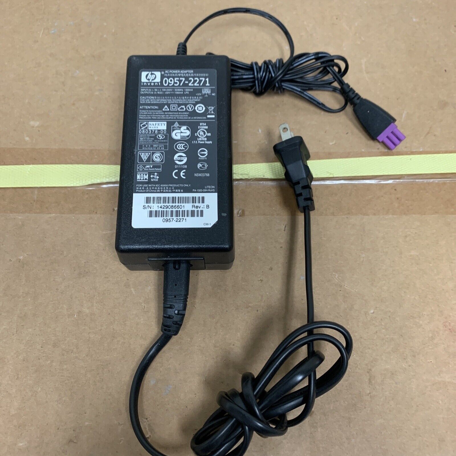 Genuine Hewlett-Packard HP AC Power Adapter - 32V 1560mA (0957-2271)