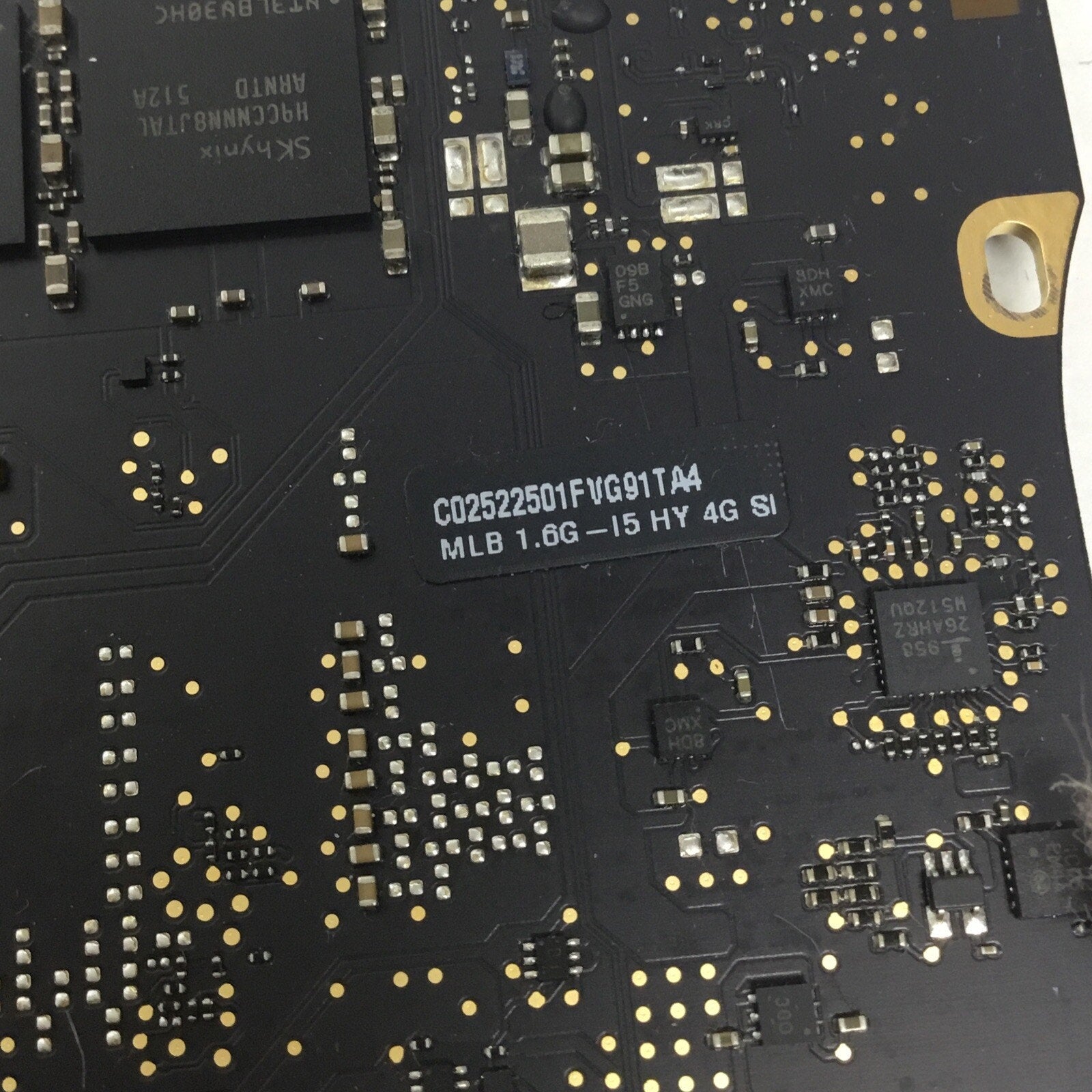 Apple MacBook Air 13" A1466 2015 i5 1.6GHz 4GB RAM Logic Board 820-00165-A