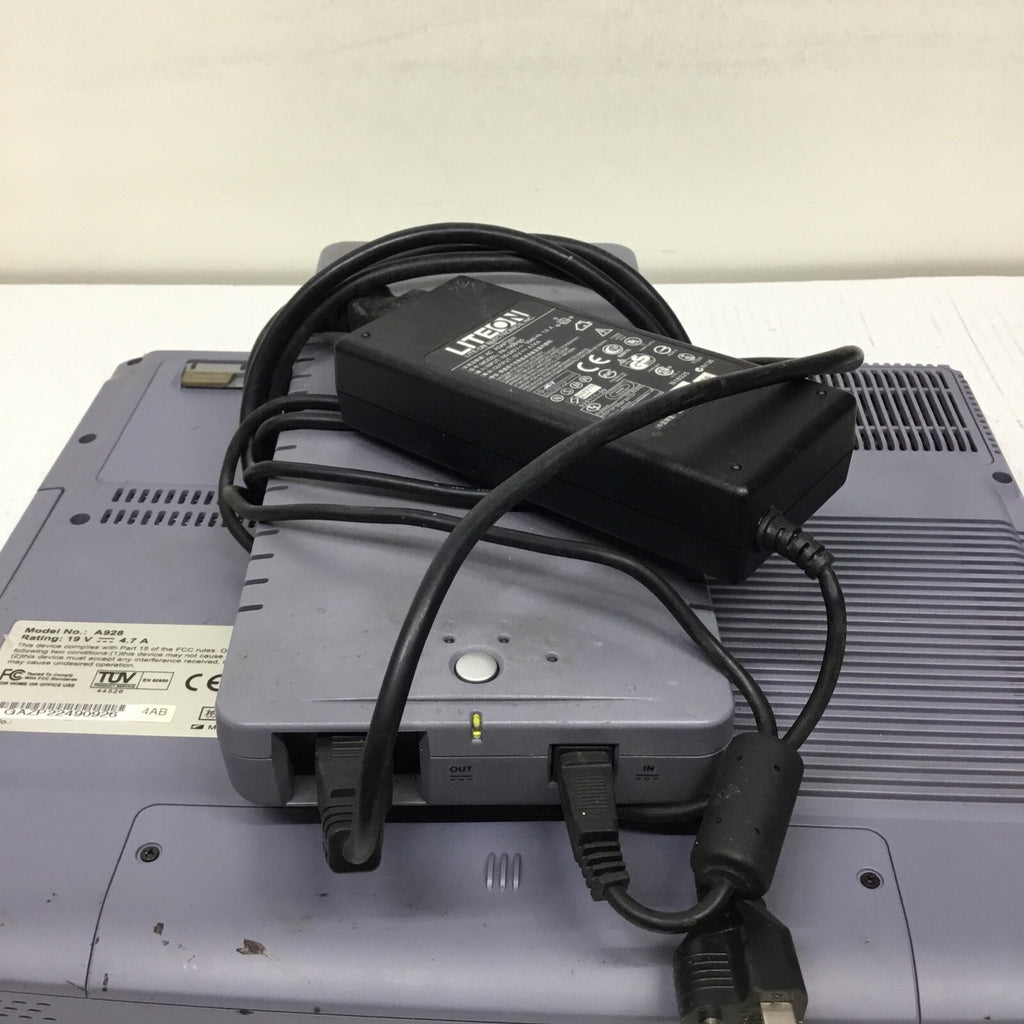 iBuddie 4 Vintage RARE Laptop w/ Adapter Intel Pentium 4 512MB Ram