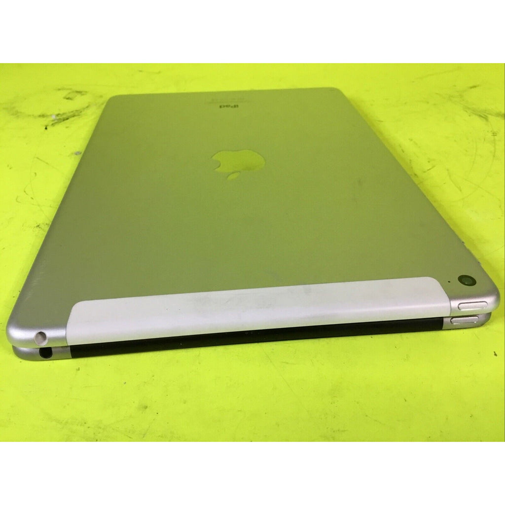 Lot of 2 Apple iPad Air 2 FOR PARTS REPAIR or RECYCLE
