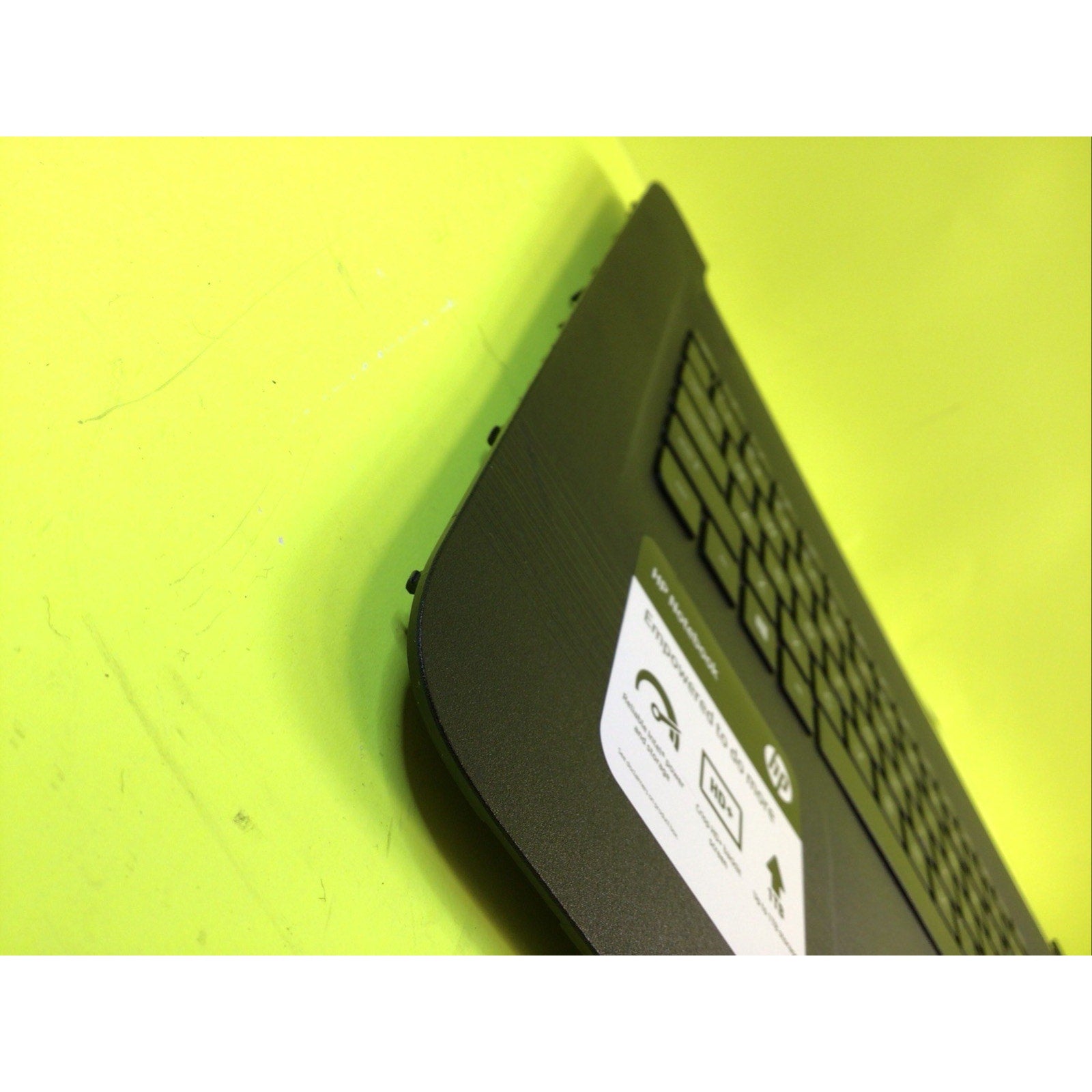 HP Pavilion 17-X116DX Palmrest Keyboard Touch Pad Assembly