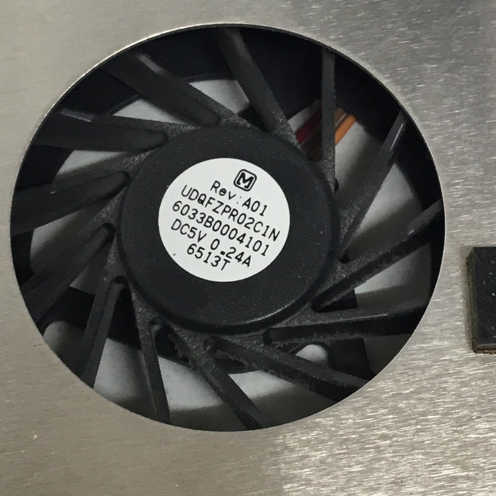 Toshiba Satellite A100 A105 CPU Genuine Fan UDQFZPR02C1N 6033B0004001 109