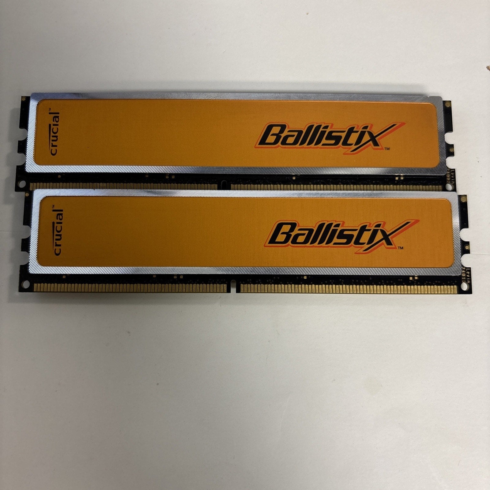 Crucial Ballistix 2GB (2x1GB) DDR2 800/PC2-6400 DDR2 Desktop RAM/Memory
