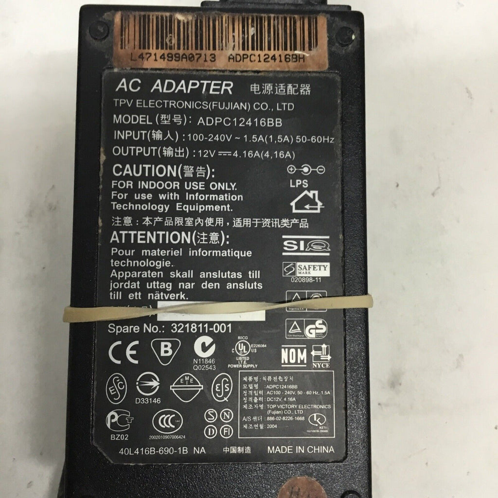 HP Pavilion f1703 P9620A Silver Monitor 17" With Power Adapter & Video Cable