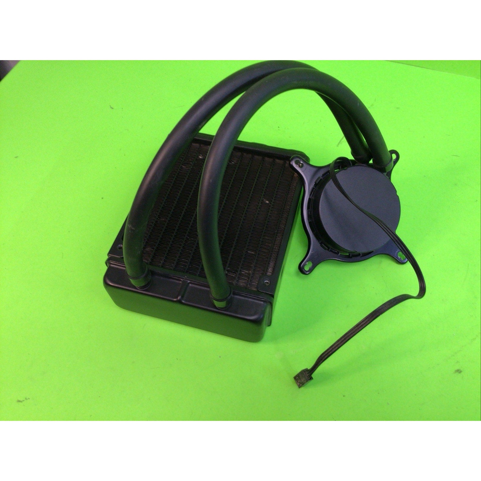 Asetek 570LC All in One Liquid Cooler FOR PARTS or REPAIR