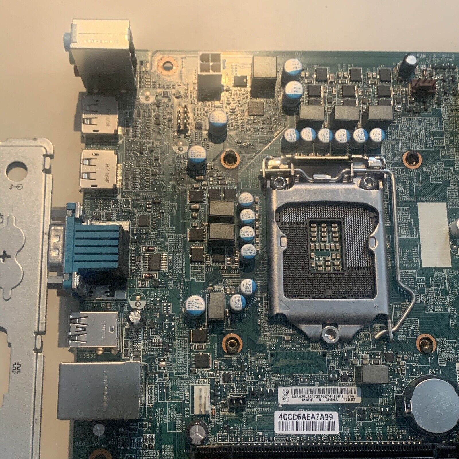 Lenovo 00XG204 ThinkCentre M910t LGA1151 DDR4 Motherboard IQ270MS + I/O Shield