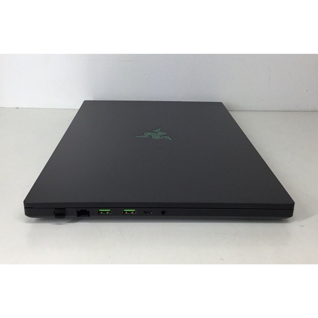 Razer Blade 17 17.3'' Laptop i7-12900H RTX 3060 16GB RAM 1TB SSD RZ09-0423