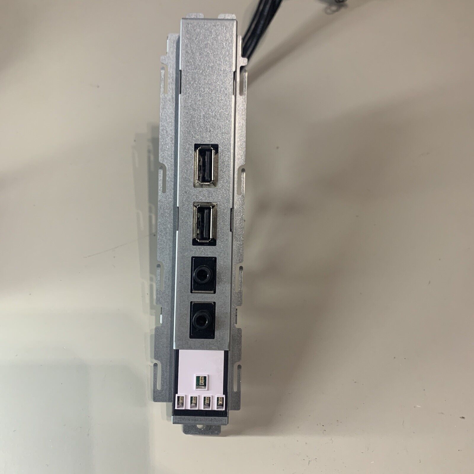 Dell R4V2G Front I/O Panel USB Audio Assembly Optiplex 390/3010 Desktop 0R4V2G