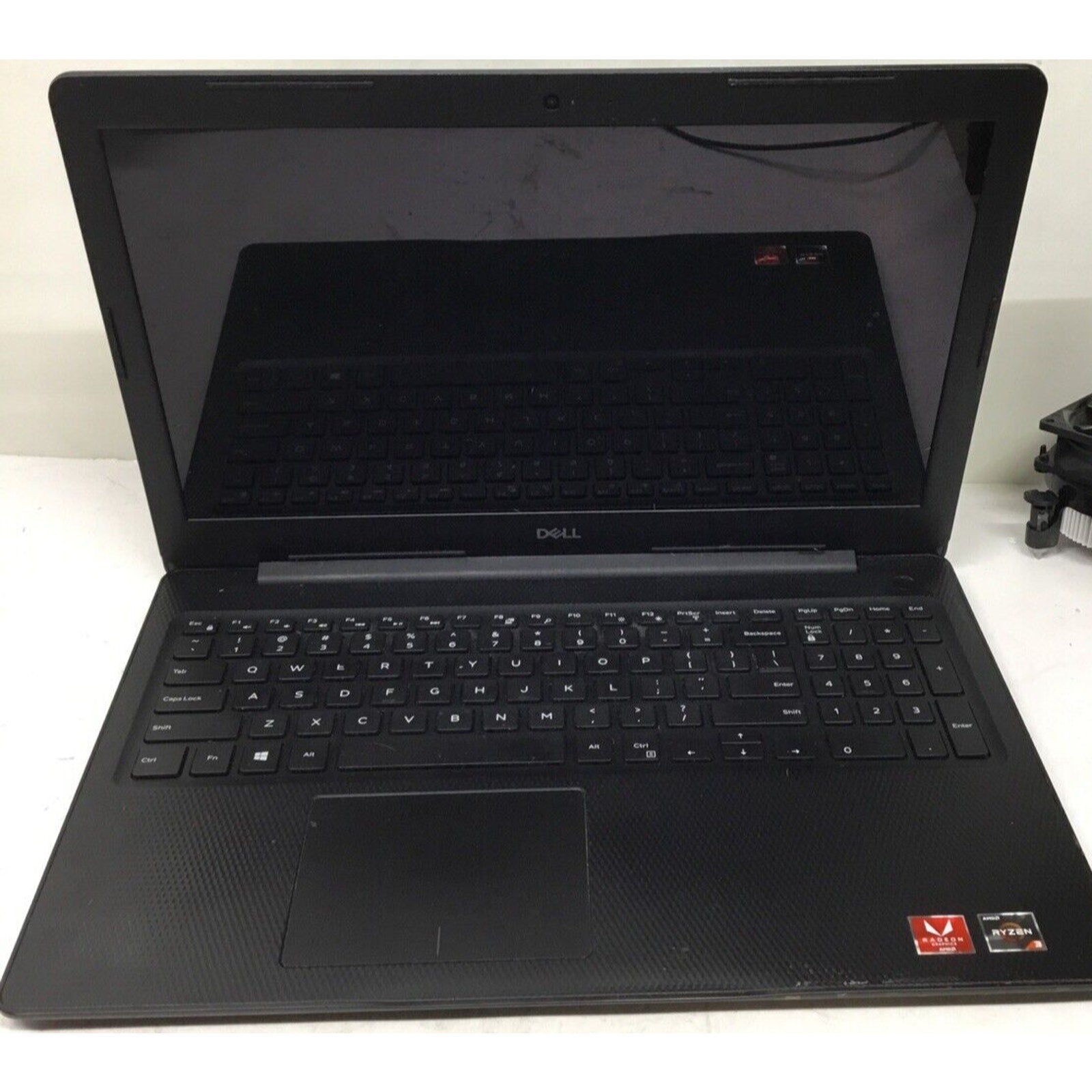 Dell Inspiron 3585 Laptop AMD Radeon Vega 6 Ryzen 3 220U 8GB RAM 128GB SSD