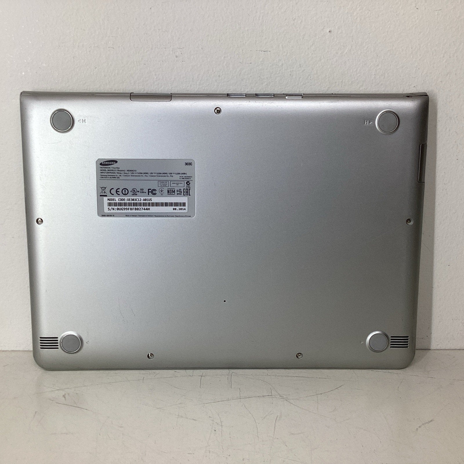 Samsung XE303 C12 11.6" Chromebook 2GB RAM 16GB eMMC XE303C12-A01US - For Parts