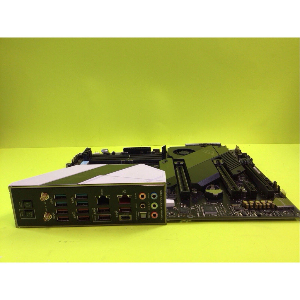 ASUS ROG Crosshair VIII Hero Wi-Fi ATX Motherboard FOR PARTS or REPAIR