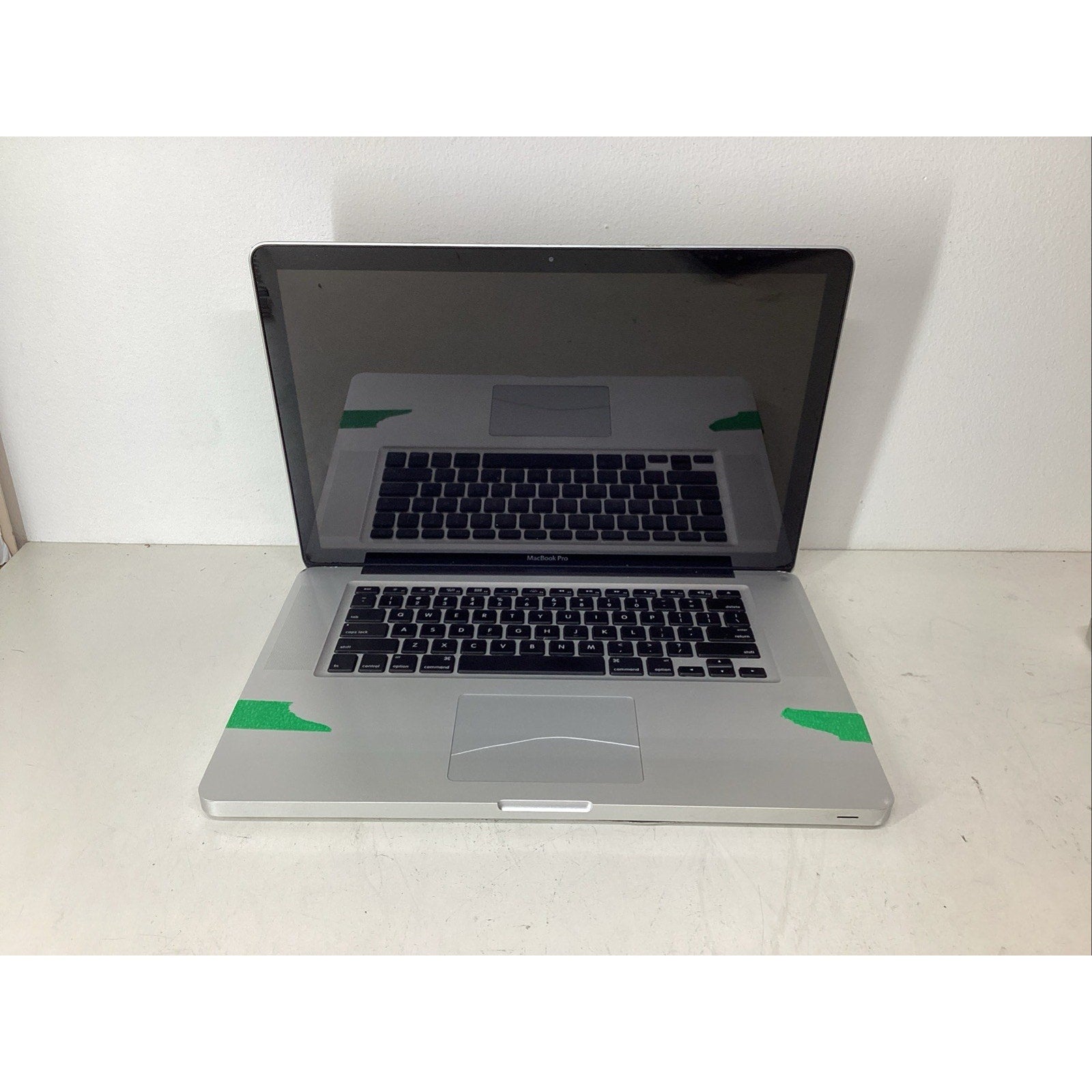 Apple MacBook Pro 2010 Model A1286 Silver Missing Parts (READ) - For Parts