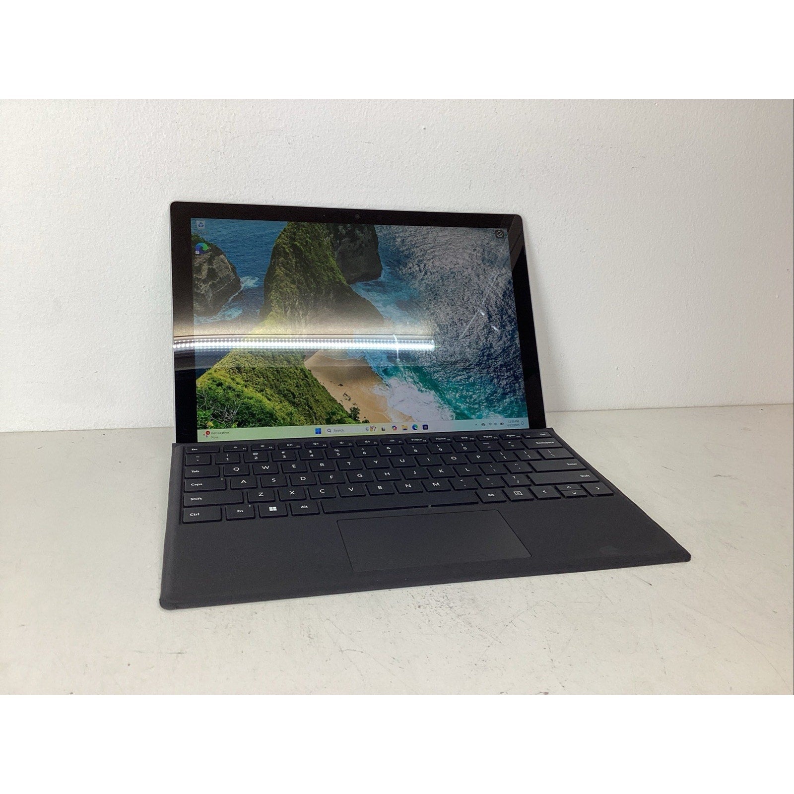 Microsoft Surface Pro 7 Plus 1960 Intel i7-1165G7 16GB RAM 512GB SSD Win 11 Pro