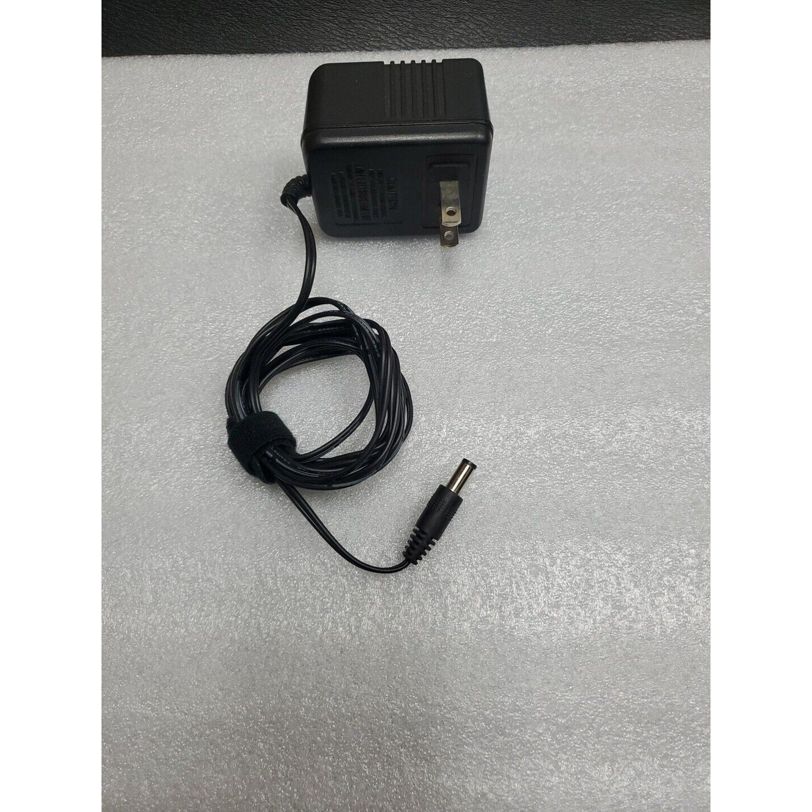 YH-071000AUL AC-DC ADAPTOR US 7.5V 1A 1000mA 120V~60Hz 140mA 5.5mmx2.1mm