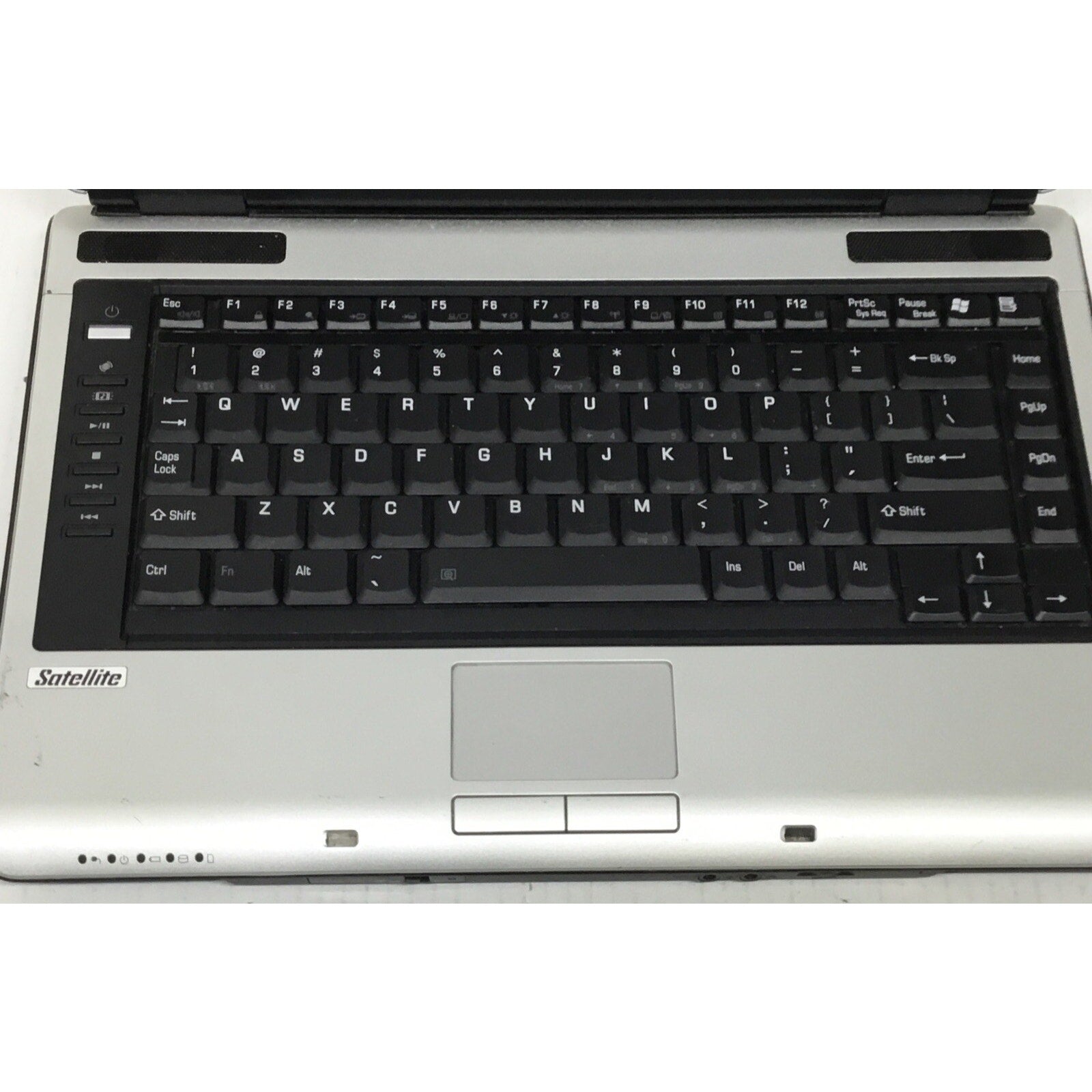 TOSHIBA SATELLITE M115-S1064 - 15.6" Laptop - Sold for parts