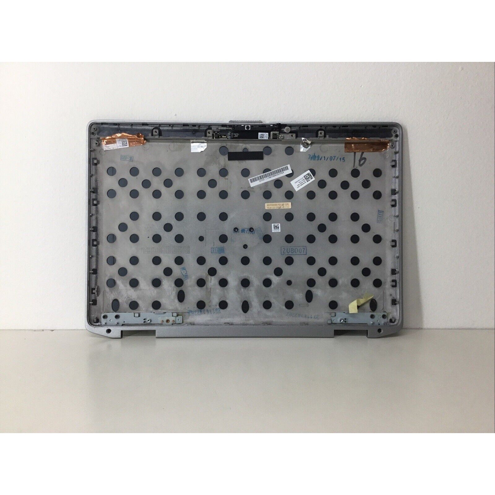 Dell Latitude E6420 LCD Back Cover with Microphone WV0ND 0WV0ND Genuine
