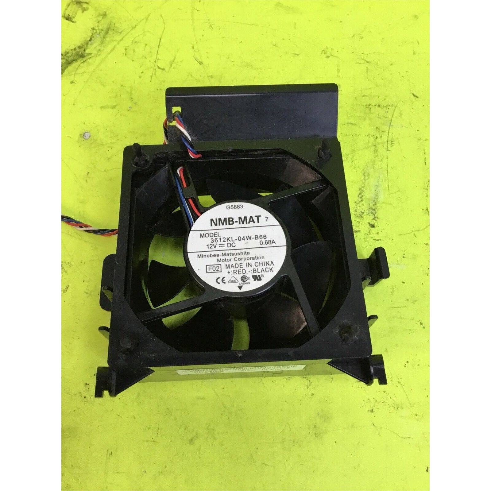Dell 3612KL-04W-B66 8J208, 21KTM, D1598, 929FF, 4W022, F0995, D1598 NMB FAN