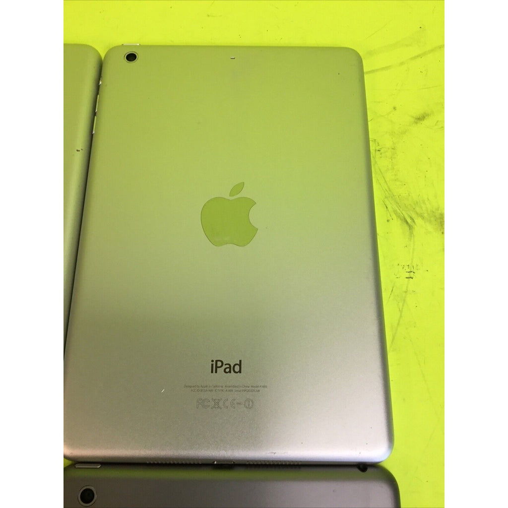 Lot of 4 Apple iPad Mini 1 and 2 FOR PARTS GOLD or RARE EARTH RECYCLE