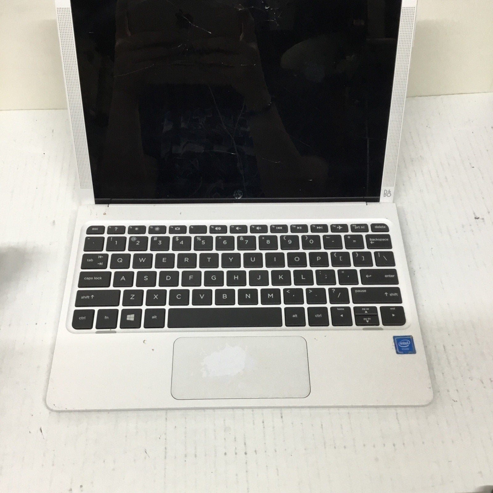 HP Pavilion x2 10-n113dx FOR PARTS READ DESC