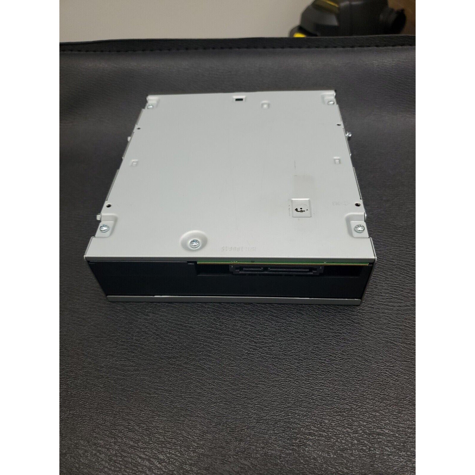 H.L Data Storage DH30N 16X DVD-ROM Drive ROM VER A101 07GPH0-48321-06G-8013-A01