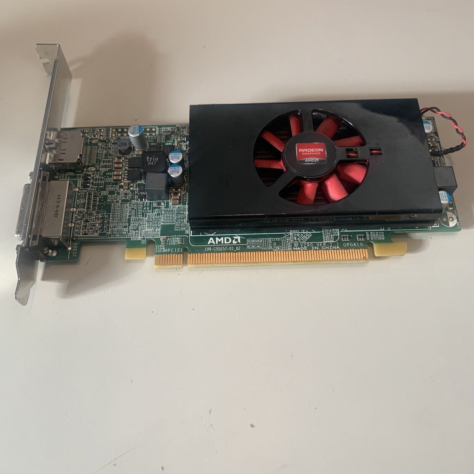AMD Radeon HD 8570 1GB Video Graphics Card 109-C55257-01 8HW0R 08HW0R