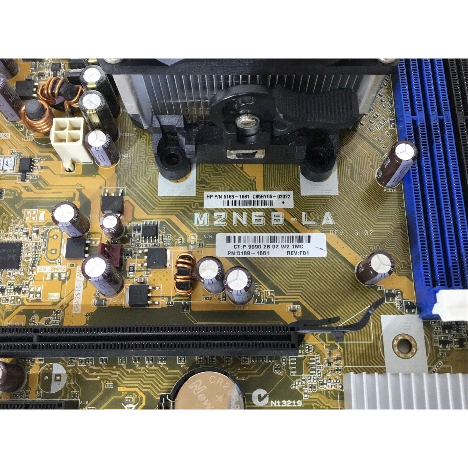 HP Desktop Motherboard M2N68-LA 5189-1661 w/ Fan and Heatsink - For Parts