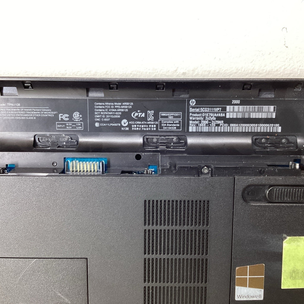 HP 2000-2c29NR 15" Notebook PC 4GB RAM 240GB HDD - For Parts (Missing Parts)