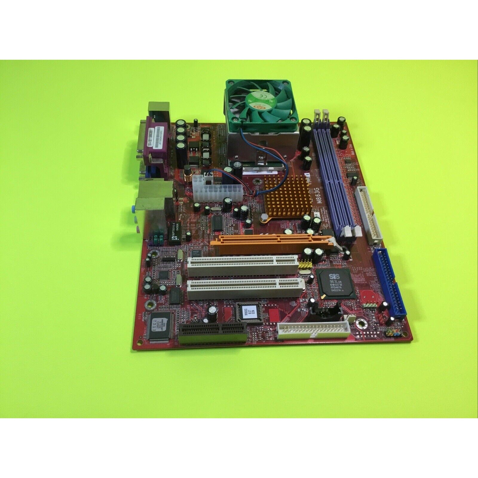 PC Chips M863G Motherboard w/AMD Duron 1.6ghz and Heat Sink