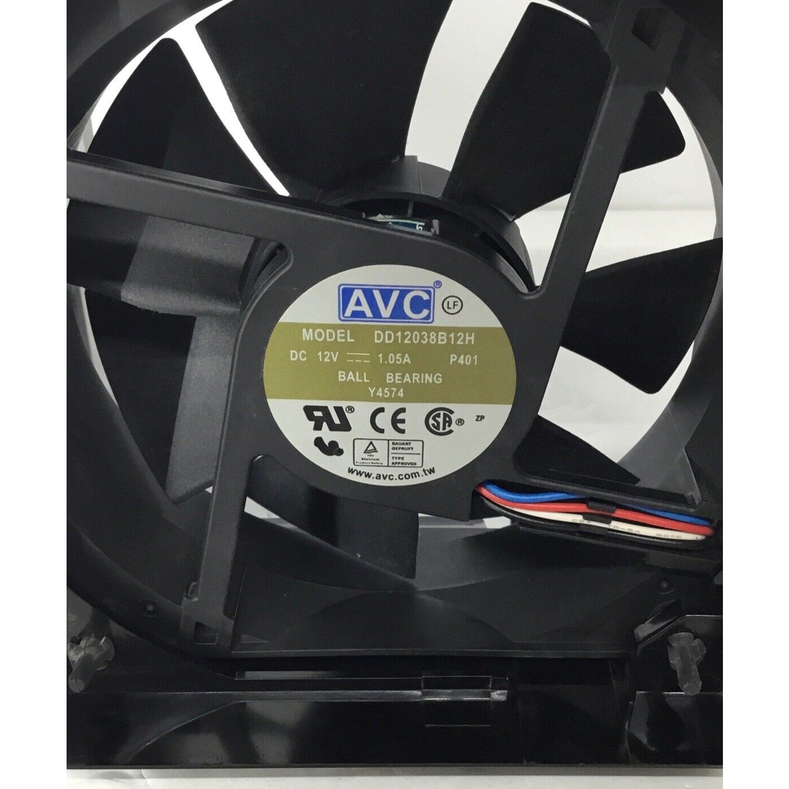 AVC DD12038B12H DC 12V 1.05A Cooling Fan with Shroud U6368