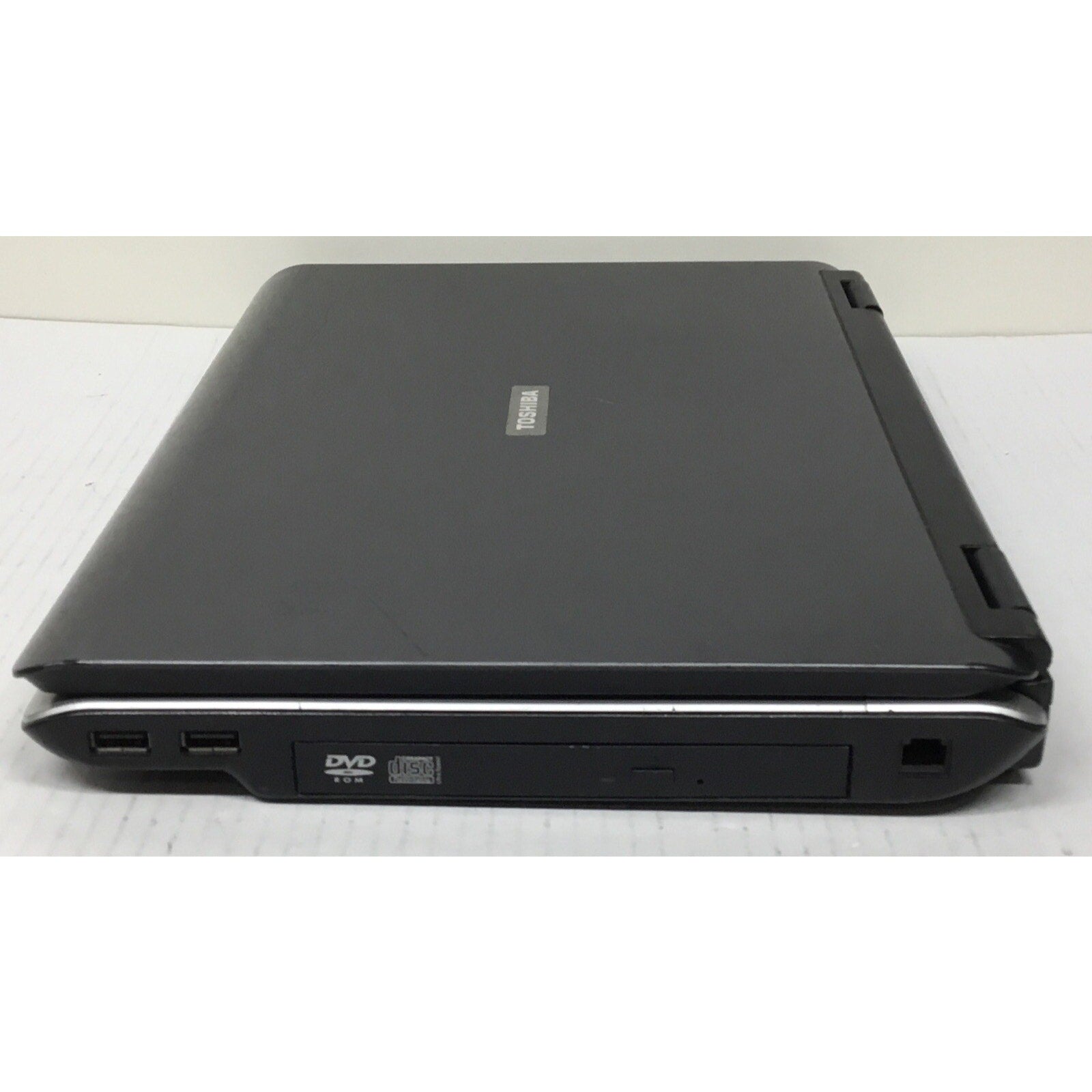 TOSHIBA SATELLITE M115-S1064 - 15.6" Laptop - Sold for parts
