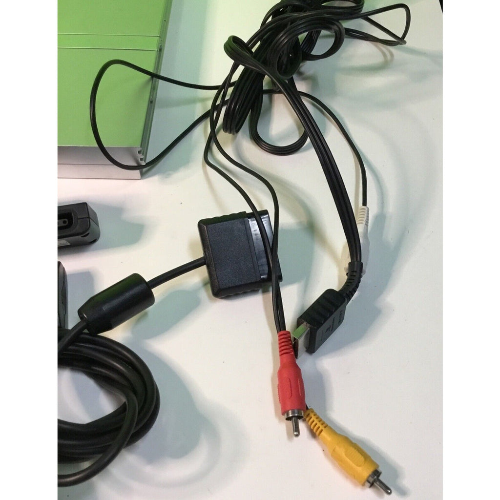 PlayStation 2 Slim Silver bundle SCPH-77001 FOR PARTS DISC DRIVE NOT SPINNING