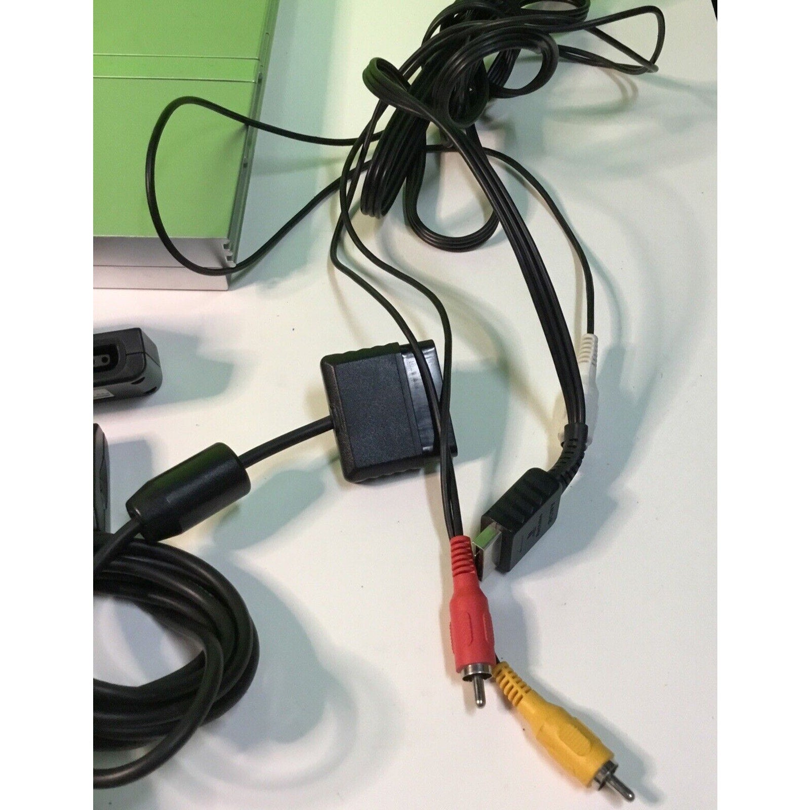 PlayStation 2 Slim Silver bundle SCPH-77001 FOR PARTS DISC DRIVE NOT SPINNING