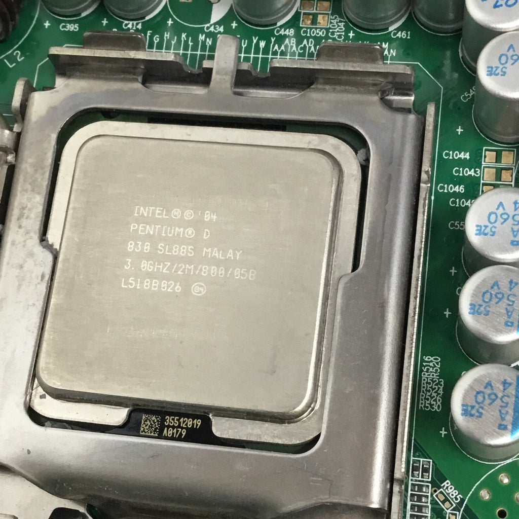 READ Dell Dimension 9100 Motherboard 0X8582 W/Intel Pentium 830 SL88S + 4GB RAM