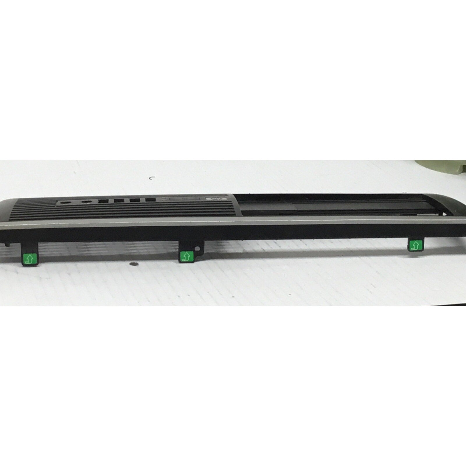 HP Compaq PE60054 ELite 8000 Desktop Front Bezel 452692-002