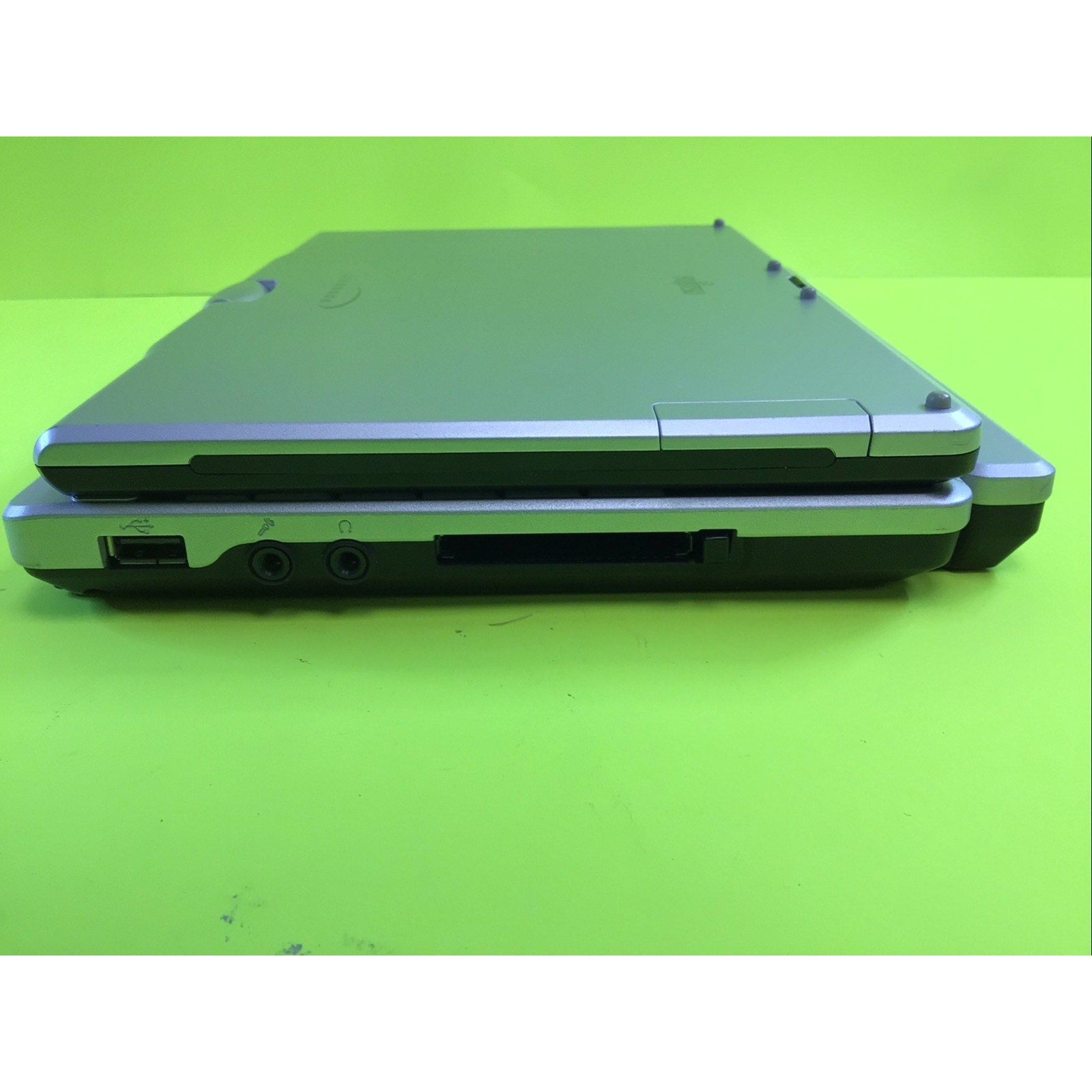 Vintage Fujitsu LifeBook P1510D Tablet PC Pentium M 1.20GHz 512MB RAM 30GB HDD