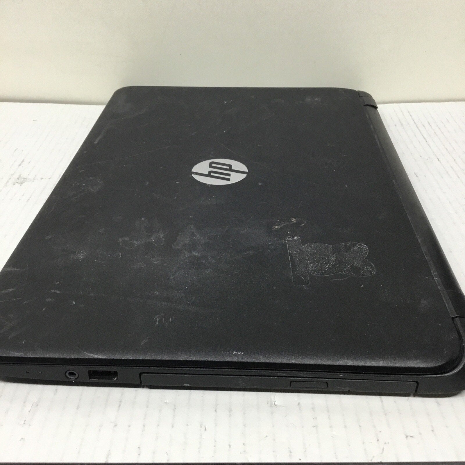 For Parts HP 15-f222wm 15.6" Laptop READ DESCRIPTION