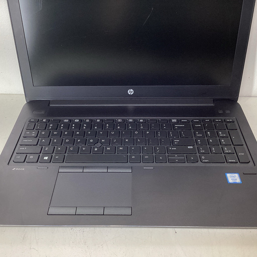 HP ZBook Studio G3 15" Intel Xeon No RAM, HDD No Power - For Parts