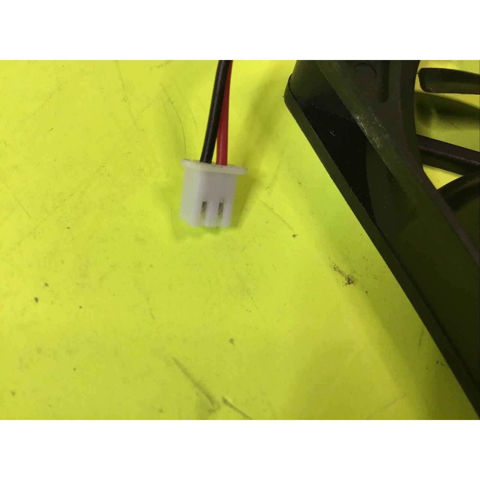 Lot of 4x DC BRUSHLESS FANS PY-8015M12S