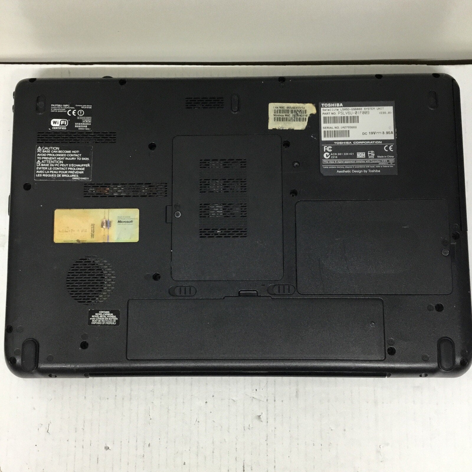 TOSHIBA Satellite L505D-GS6000 AMD Vision 15.6” 4 GB No HDD No Adapter