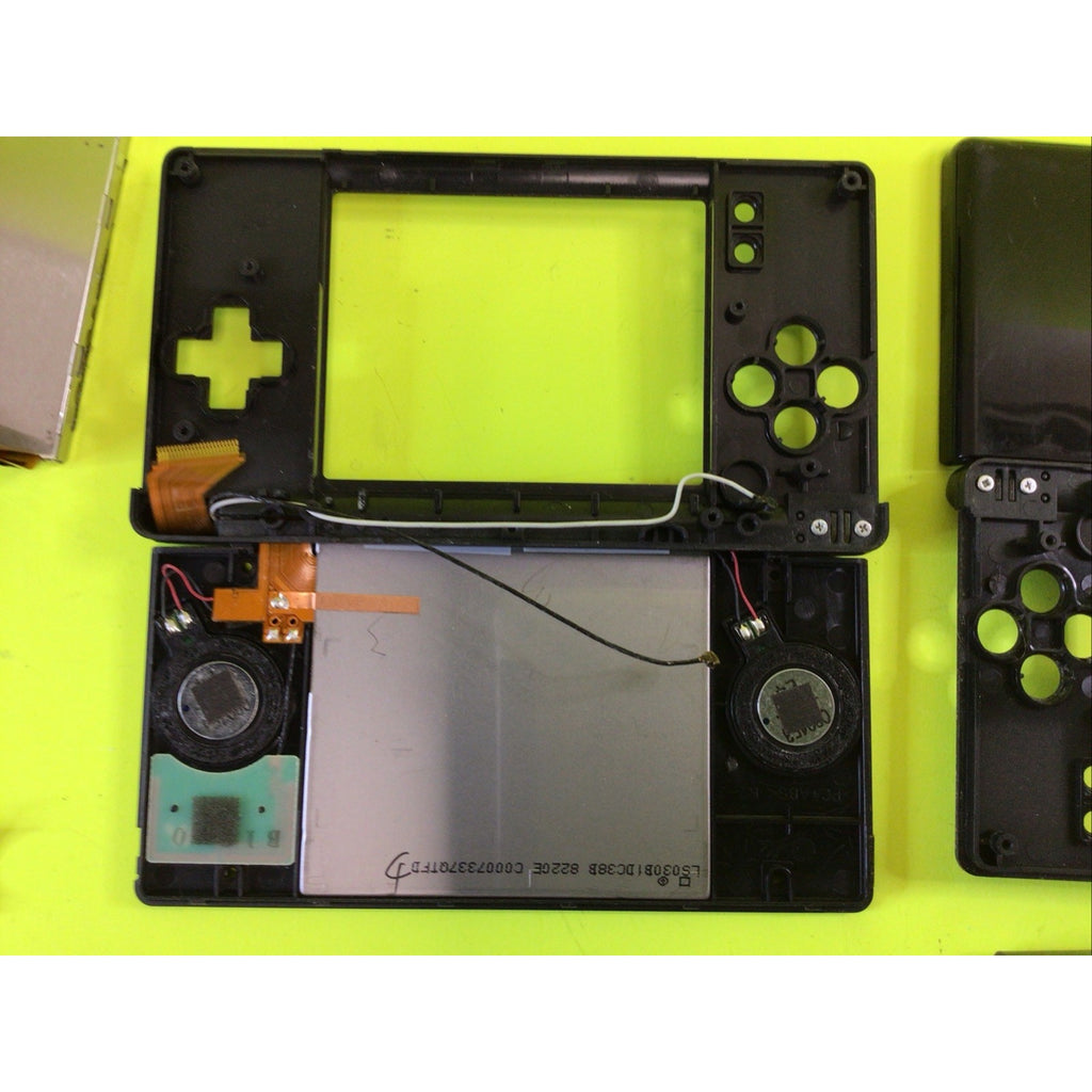 Nintendo DS Lite Boneyard Lot FOR PARTS and REPAIR