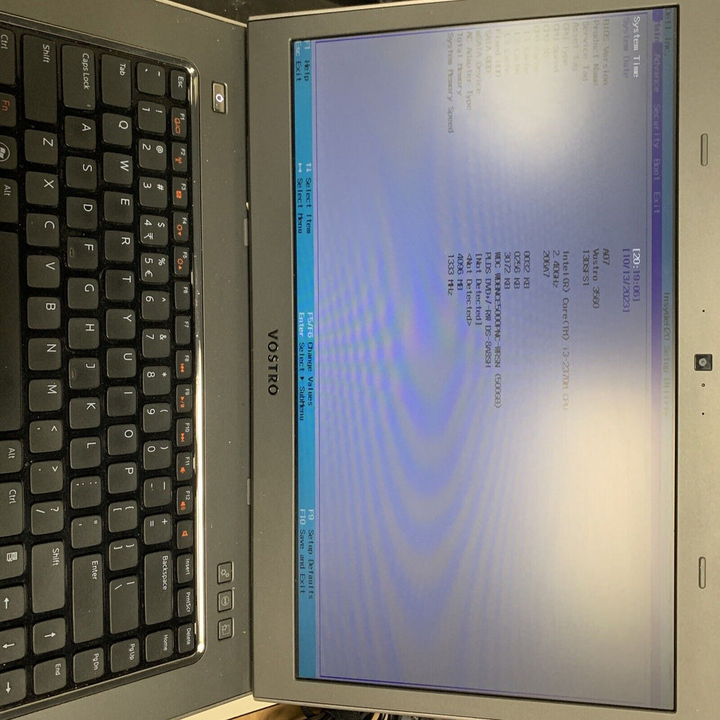 Dell Vostro 3560 15.6” Laptop i3-2370M 2.40 GHz 4GB 500GB SSD HDD Win10 W/ Cord