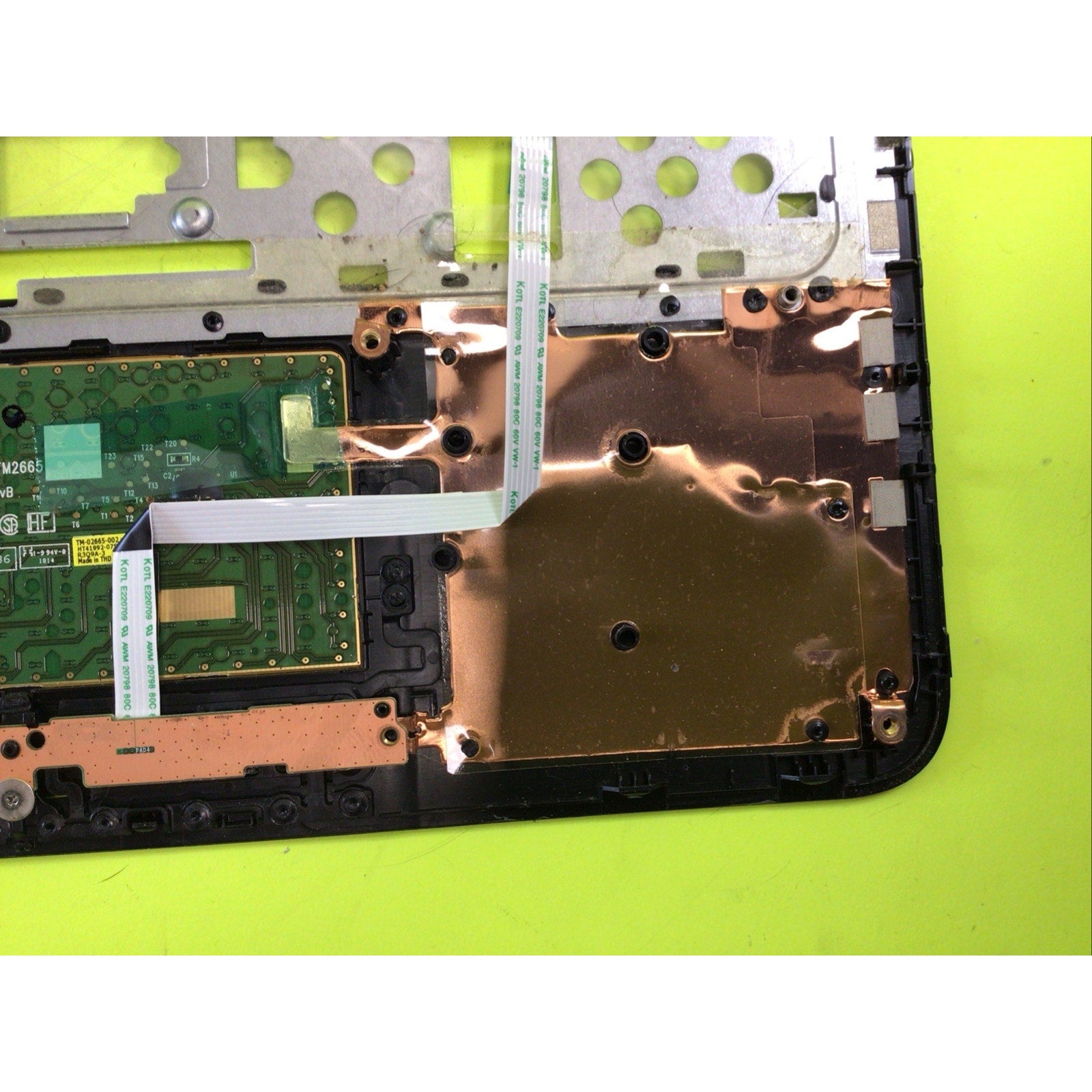 HP Laptop 15-f039wm Palmrest Touch Pad Assembly